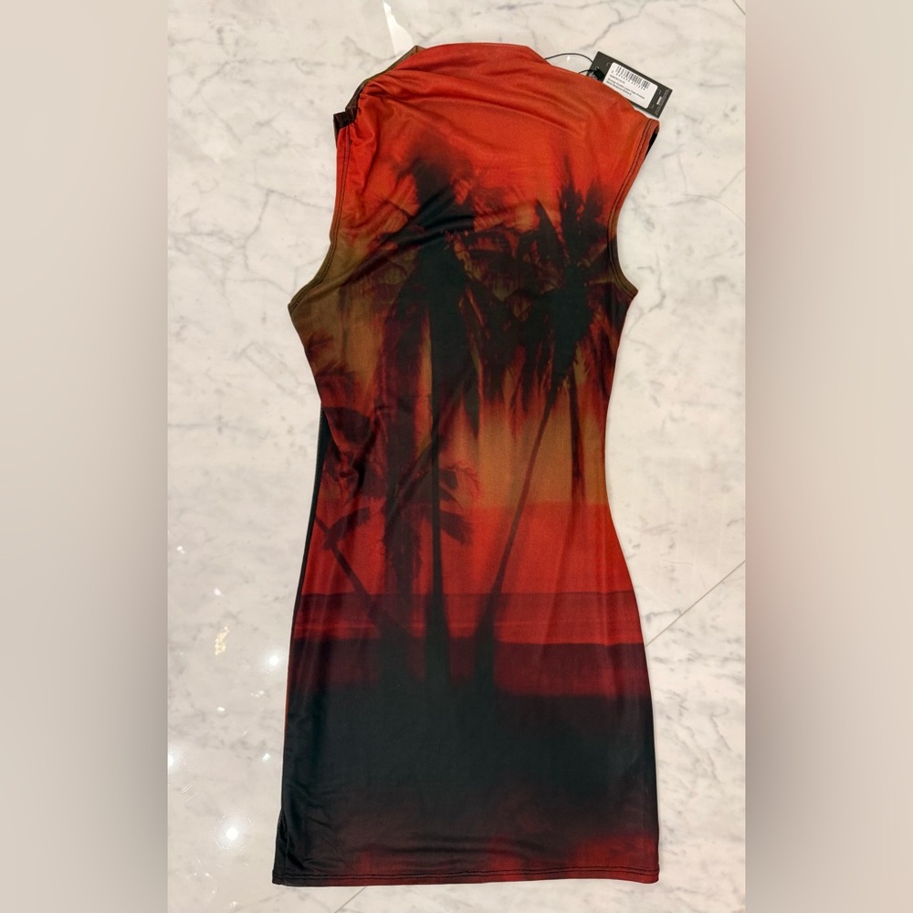 PrettyLittleThing Red and Black Palm Print Mini Dress